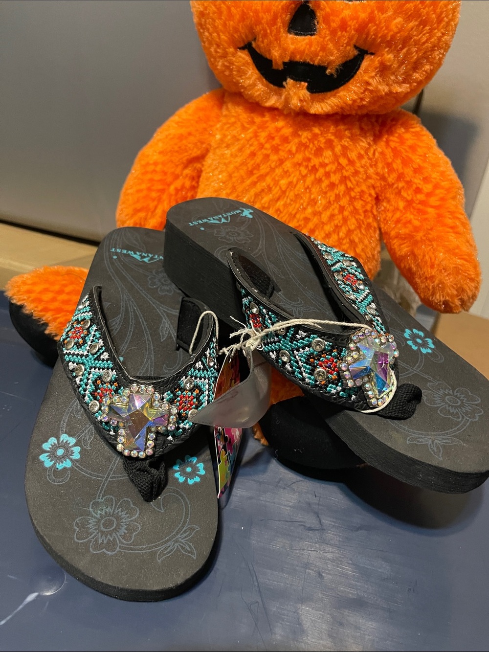 New Embroidered Kids' Wedge Flip Flops Rhinestone Criss Turquoise Accents Sz S-L
